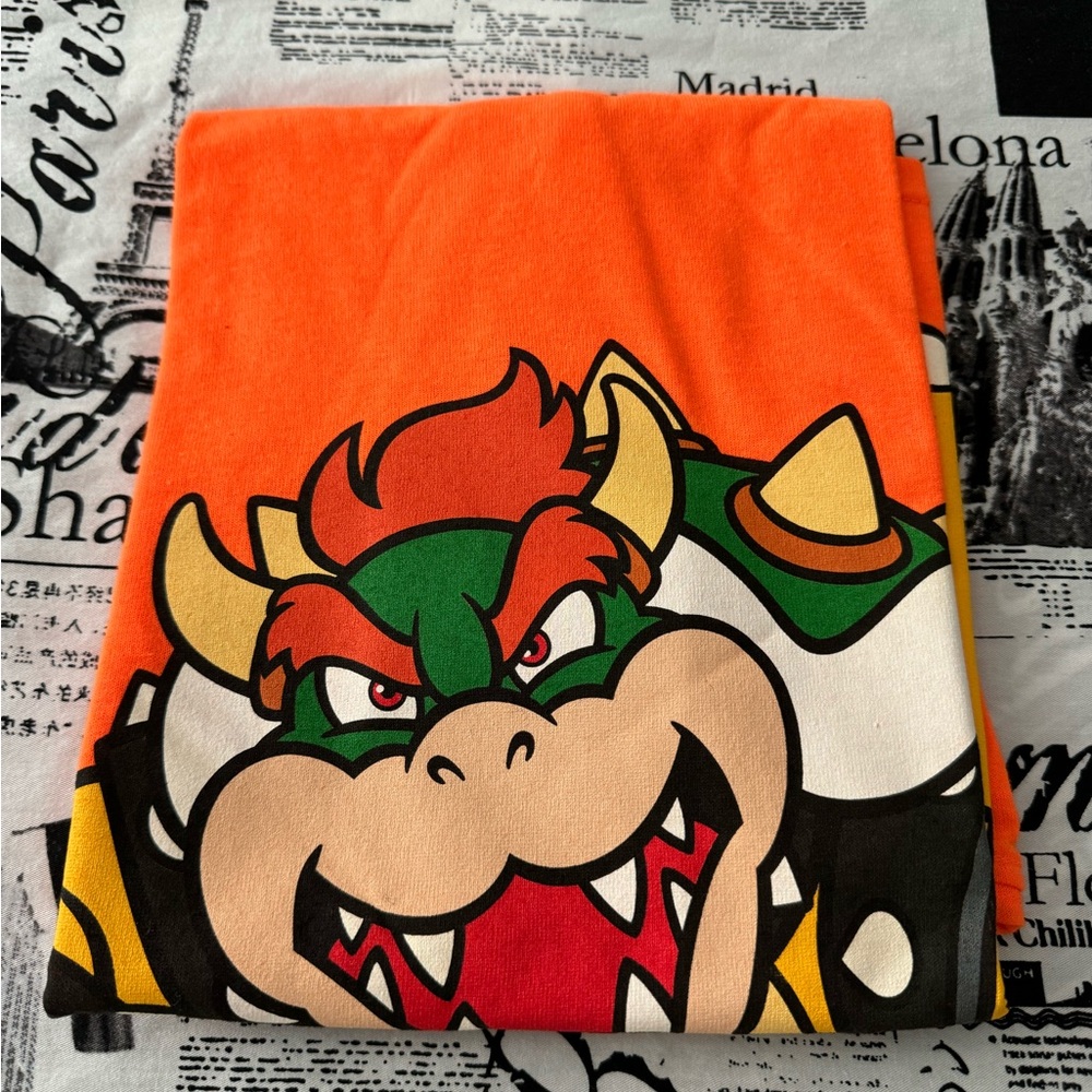 NWT Bowser T-shirt Super Mario (M) - Picture 2 of 3